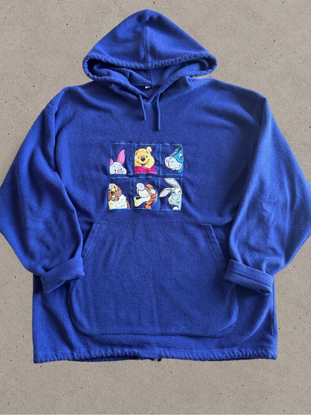 Vintage Pooh fleece XL sweatshirt, character embroidery